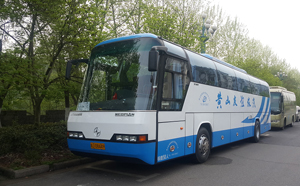 黄山友谊旅汽50座旅游大巴车