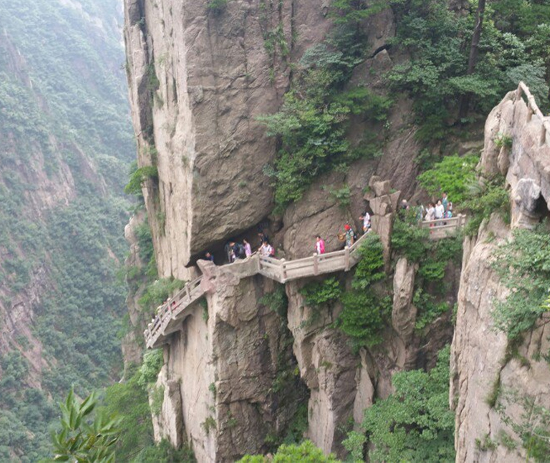 黄山+西海大峡谷+翡翠谷二日游-黄山深度旅游线路