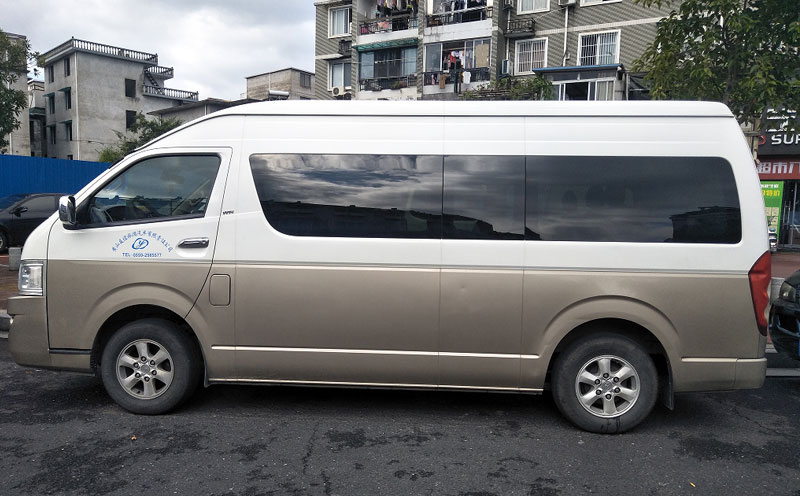 12座丰田考斯特-黄山会议用车