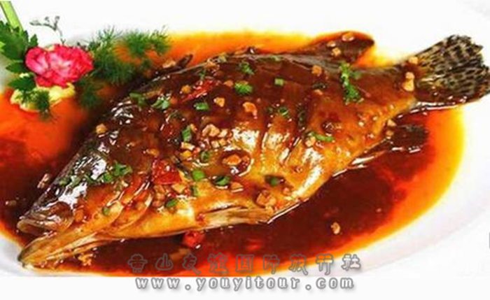 黄山特色美食-臭鳜鱼