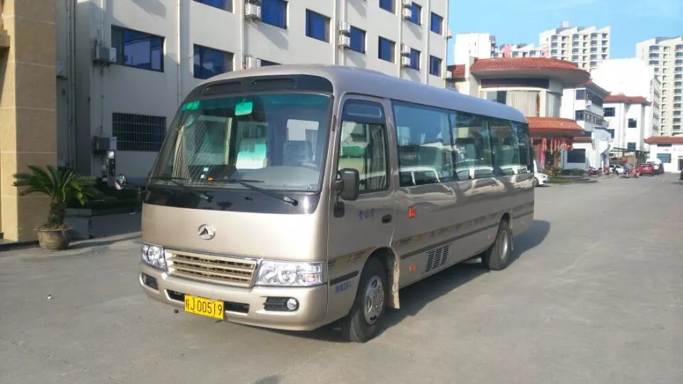 黄山旅游汽车租赁-19座带桌考斯特 