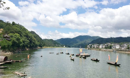 余姚到黄山三日游景点3：新安江山水画廊